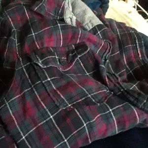 Boys flannel.  Size S/ M